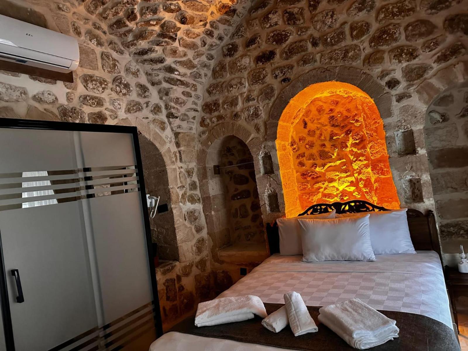 Arev Hotel Mardin Exteriör bild
